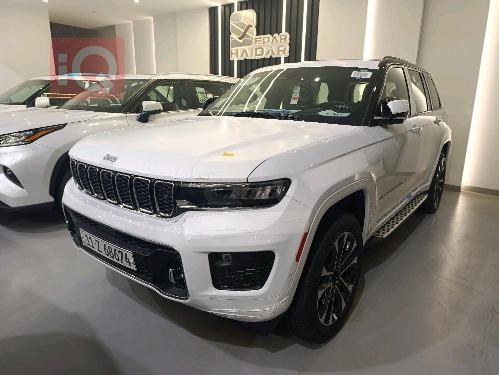 جیپ گراند شیرۆکی